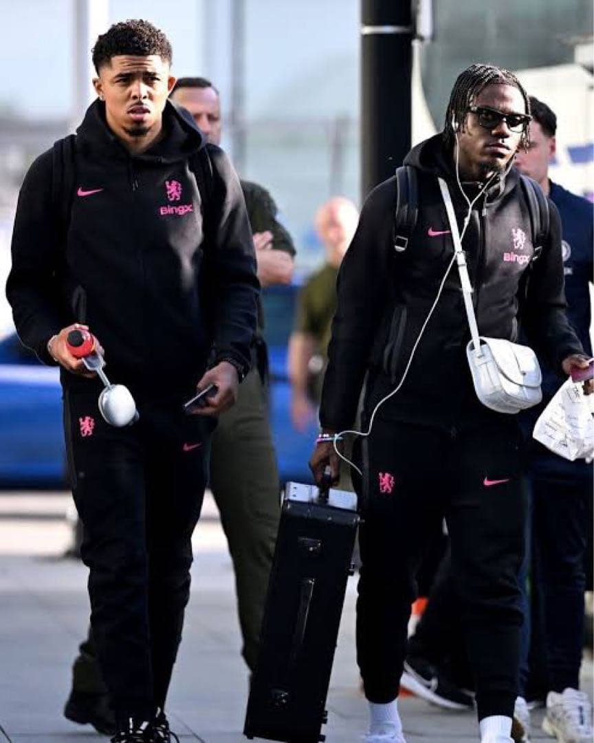 NIKE チェルシー　テックフリース パンツ