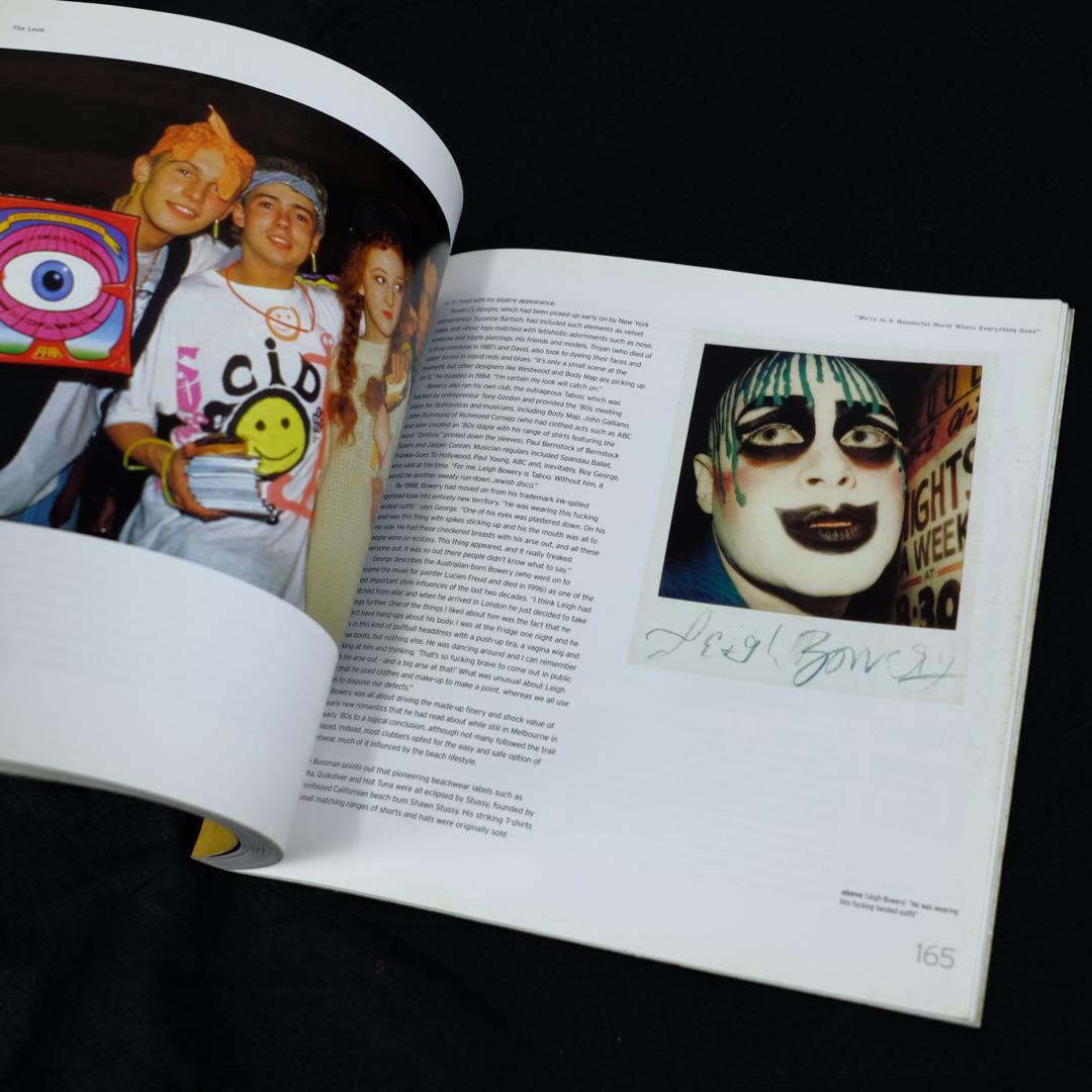 アート・デザイン・音楽 THE LOOK Adlentures In Pop& Rock Fashion