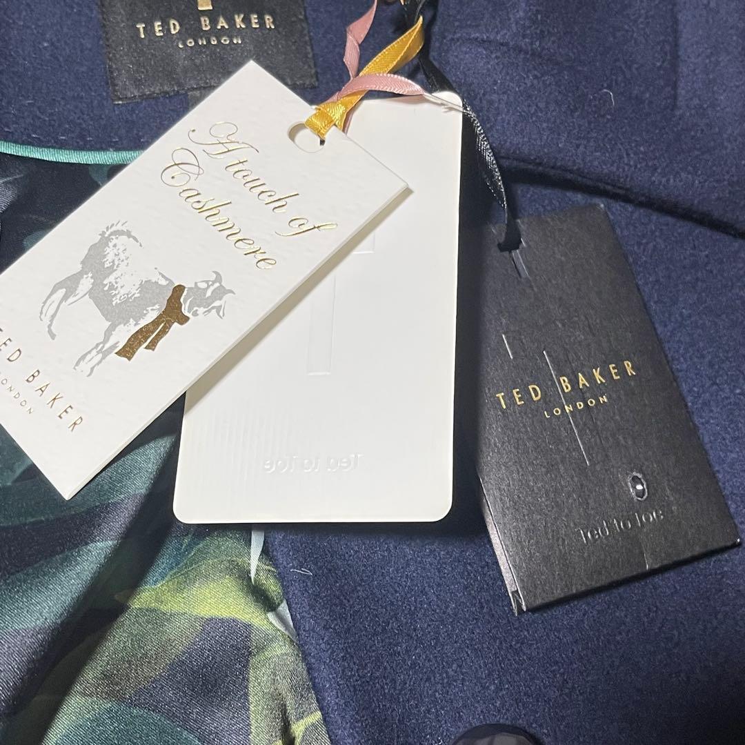 新品タグ付きTED BAKER ステンカラーコート カシミヤ混じり花　紺