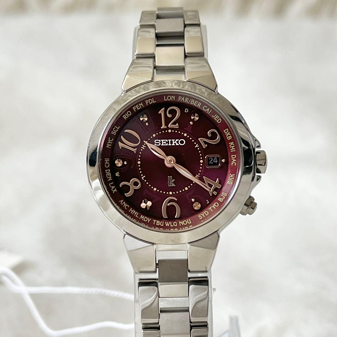 SEIKO セイコー　腕時計　ルキア ソーラークォーツ　レッド文字盤