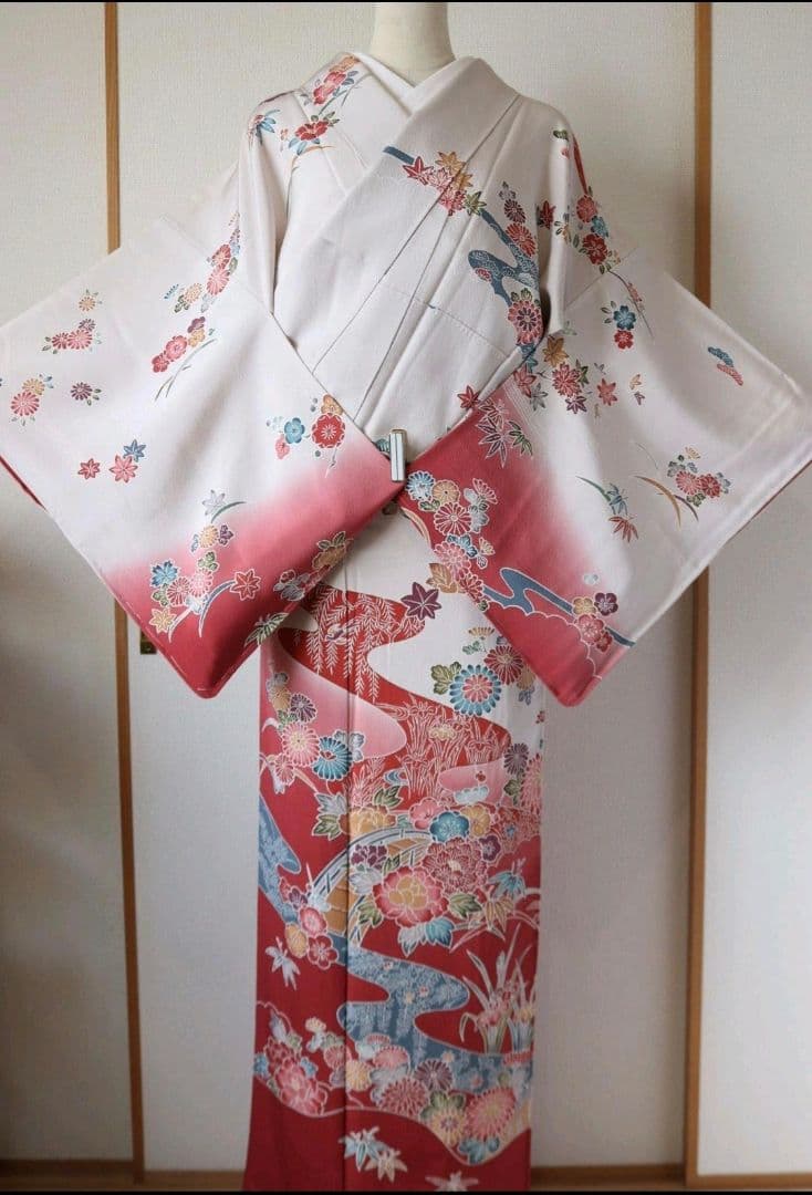 ちりめん地 紅型染め訪問着単品