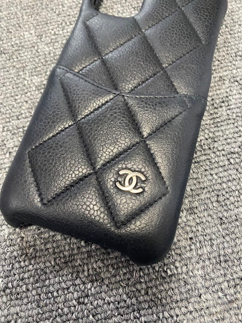 m*o様 最終値下げ●CHANEL シルバーココマーク マトラッセ iPhone