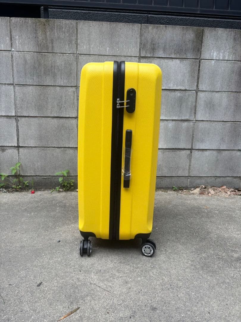 Lサイズ新品未使用スーツケース　キャリーケース　イエロー2個sdt105L軽量