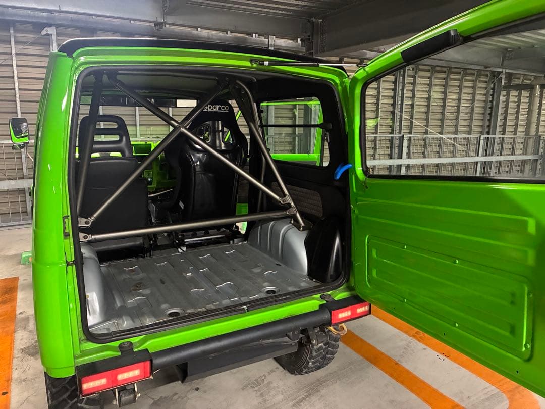 ジムニー　JA11改18万キロ　カワサキグリーン全塗装　5速MT 二名乗車公認