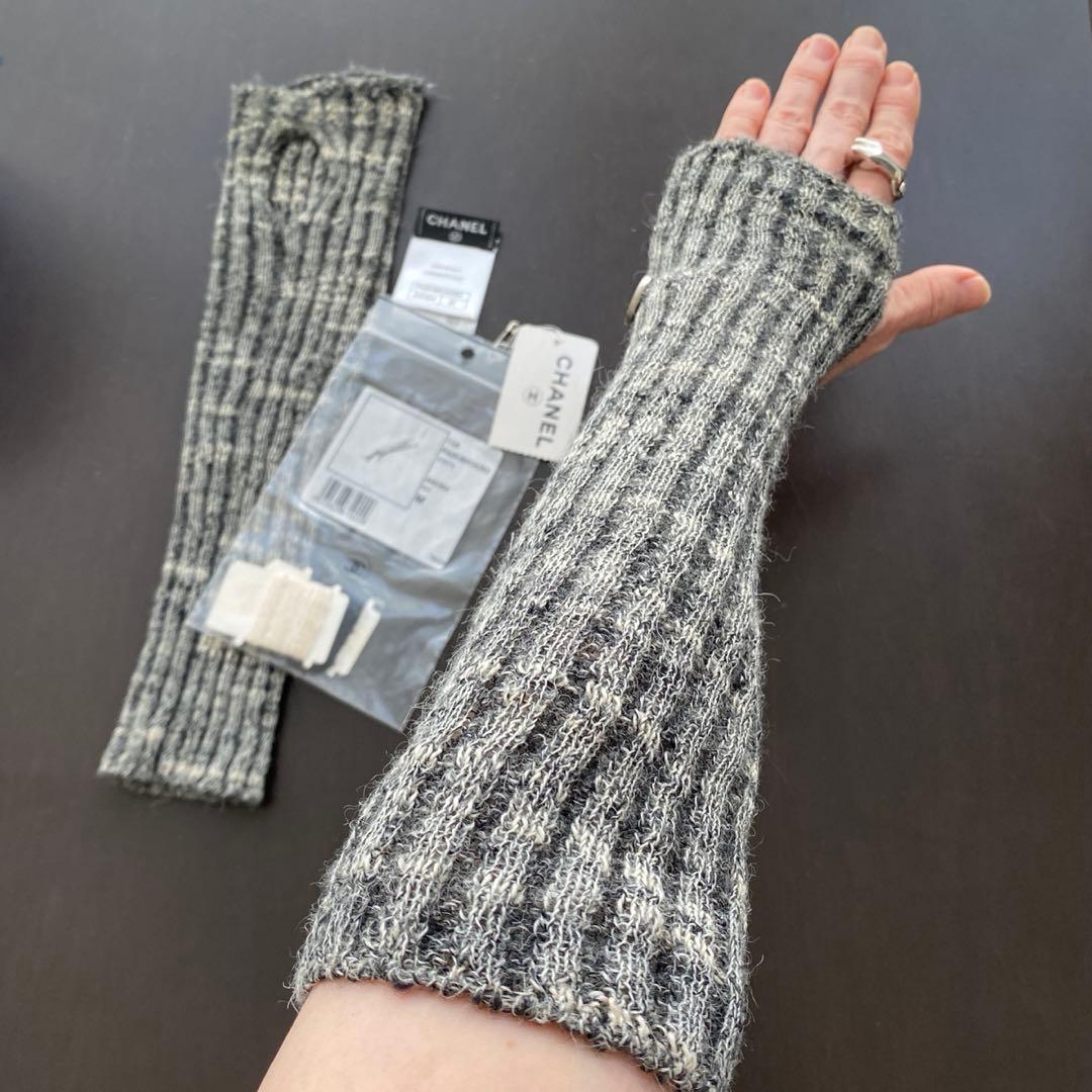 シャネル　ニット　グローブ、指無しタイプ