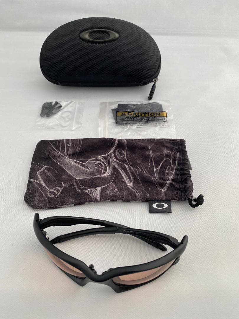 Oakley スポーツサングラス ブラックフレーム