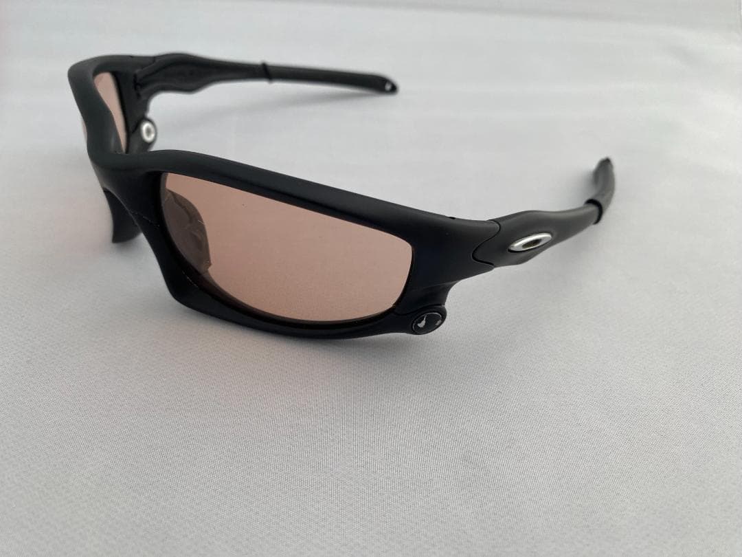 Oakley スポーツサングラス ブラックフレーム