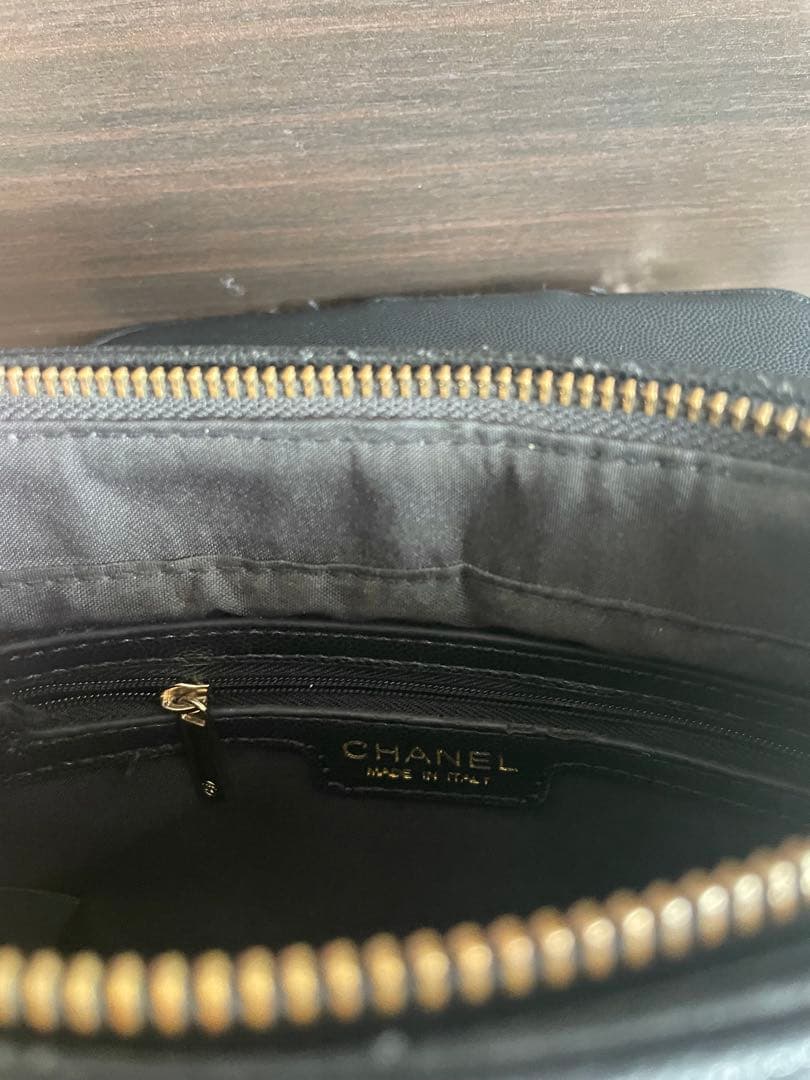 ブラック キルティングショルダーバッグ