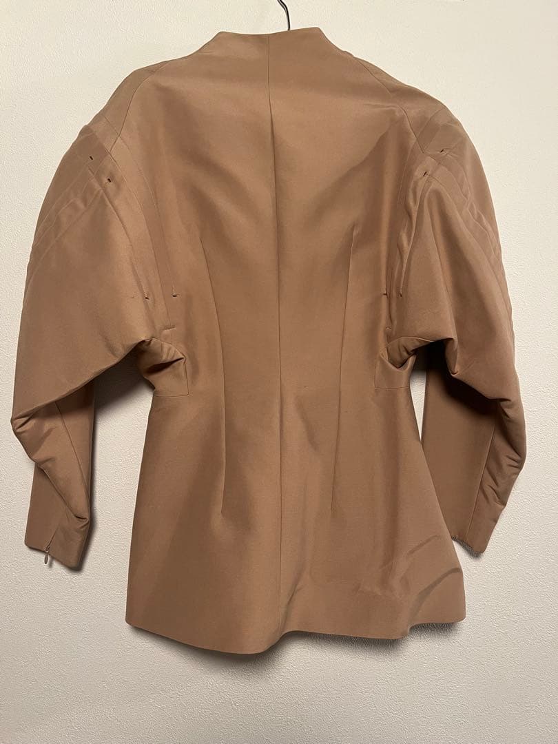 yohei ohnoベージュ ノーカラージャケット