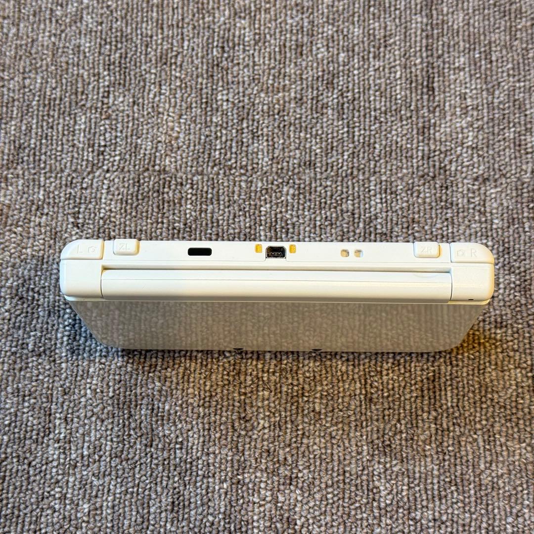Newニンテンドー3DS LL ホワイト 上IPS搭載 3-024
