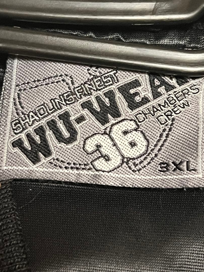 り*ら様 Wu Wear ブラック スタジャン ウータン・クラン