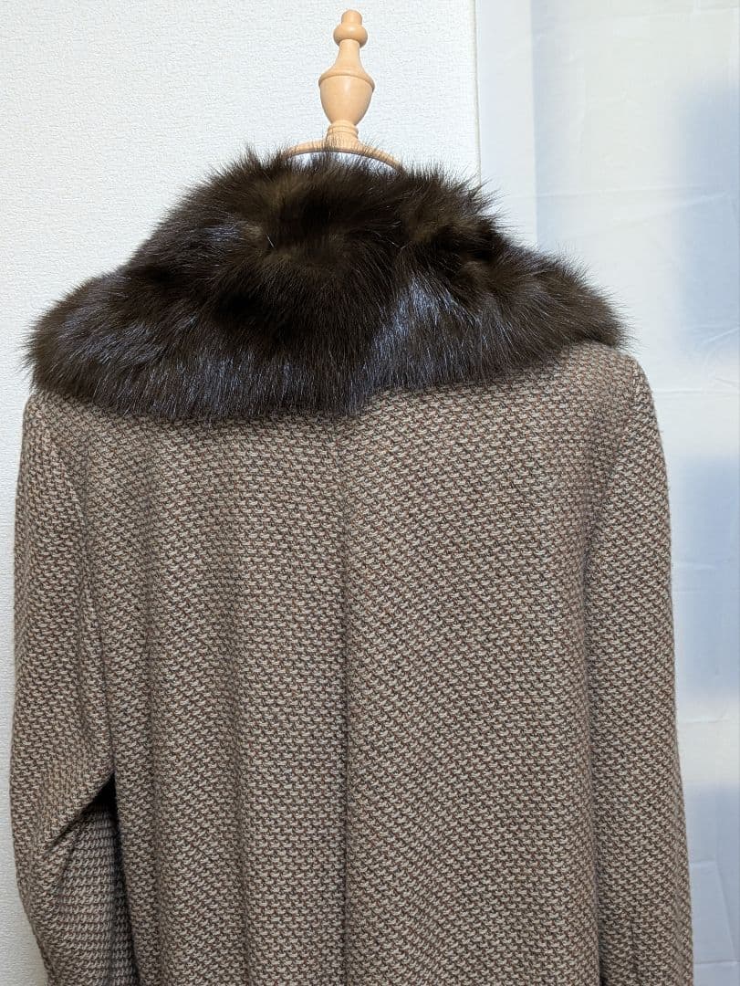 寒気特割中 ファー付きロングコート Woolの生地ベージュ