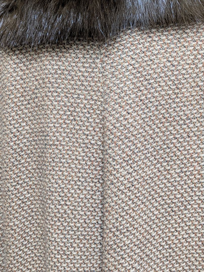 寒気特割中 ファー付きロングコート Woolの生地ベージュ