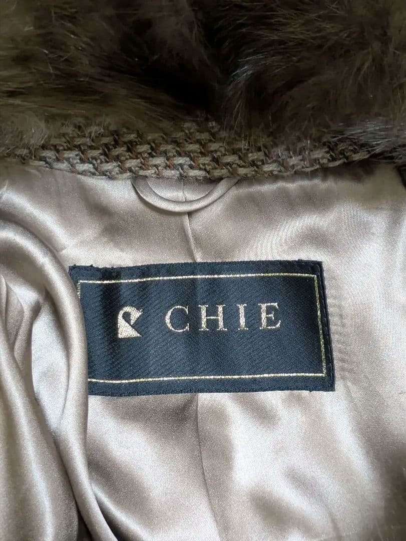 寒気特割中 ファー付きロングコート Woolの生地ベージュ