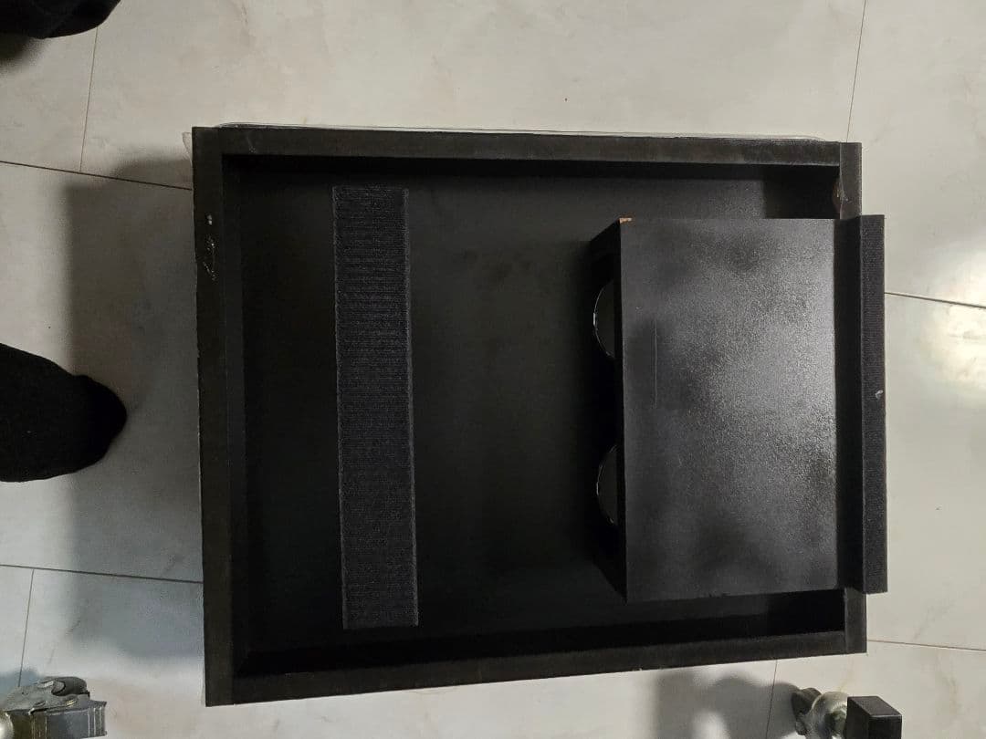 ブラック センターコンソール カップホルダー付き　ハイエース　DX