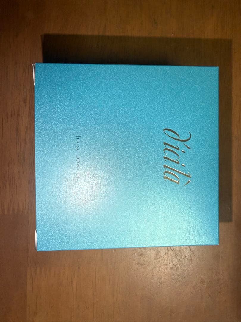 新品未使用　ケース付き　ディシラ ルースパウダー 18g