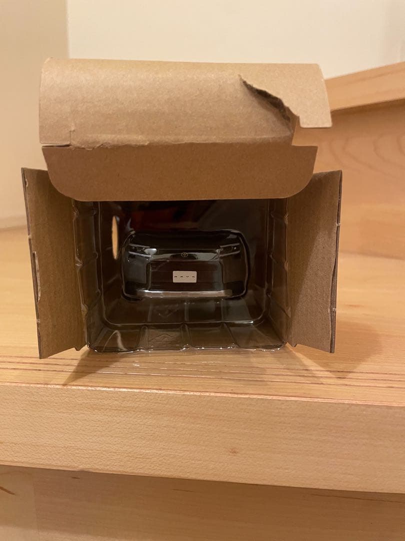 トヨタ　新型RAV4カラーサンプル　非売品