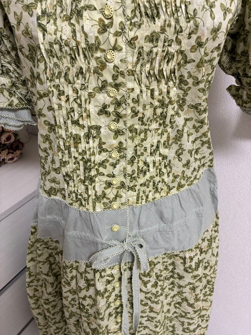 極美品✨ワンダフルワールド　カネコイサオ　花柄レース襟 半袖ロングワンピース