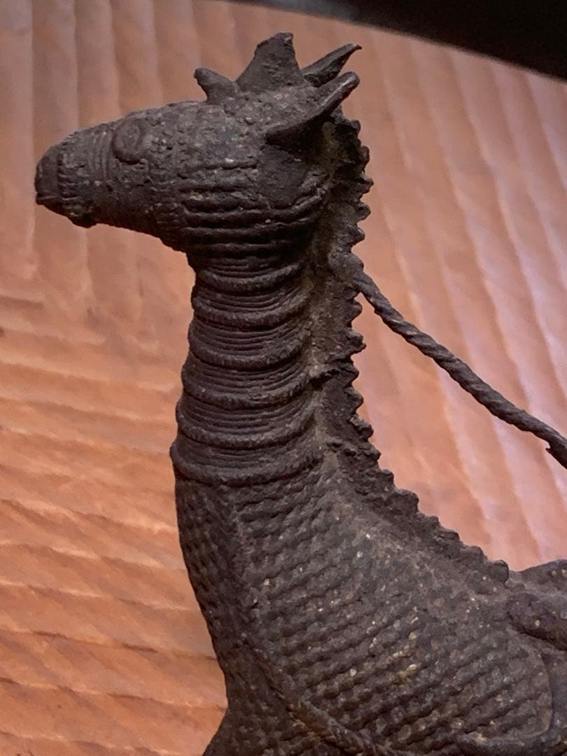 インド　コンド族　真鍮工芸品　馬に乗る騎士