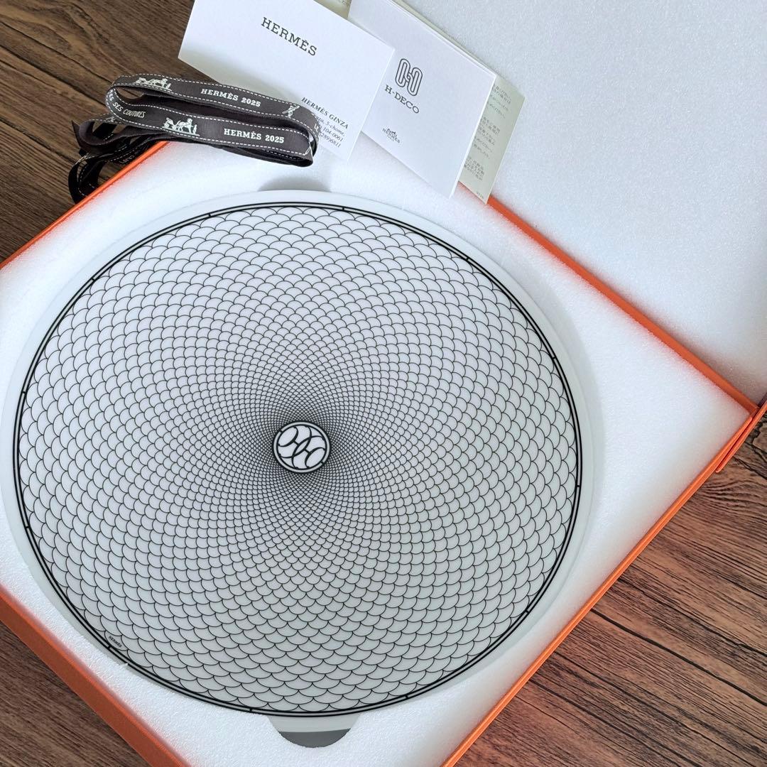 【新品】HERMES Hデコ27cm 2025リボン購入カード　箱 説明書付き