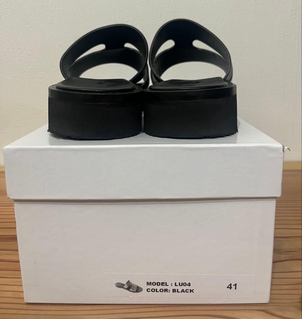 美品 L/UCCA ルッカ レザーサンダル 41 vibramソール