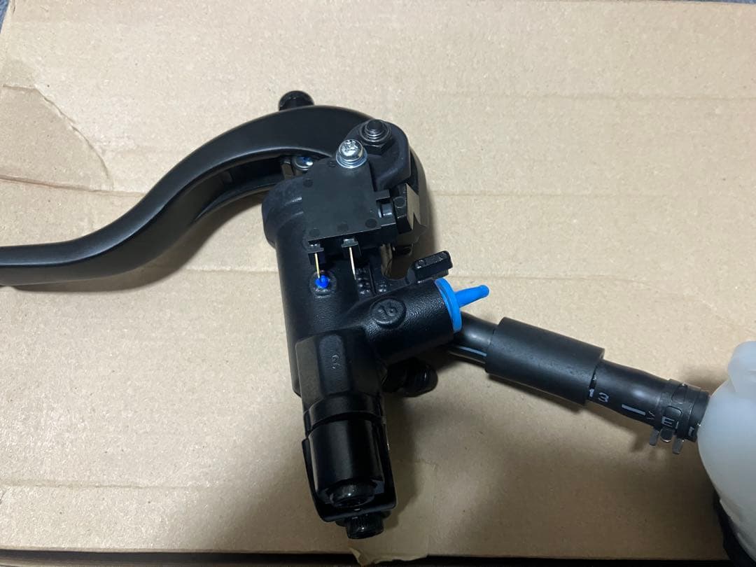 ブレンボ YZF R7 純正 φ16 ラジアル ブレーキ マスタシリンダー 黒