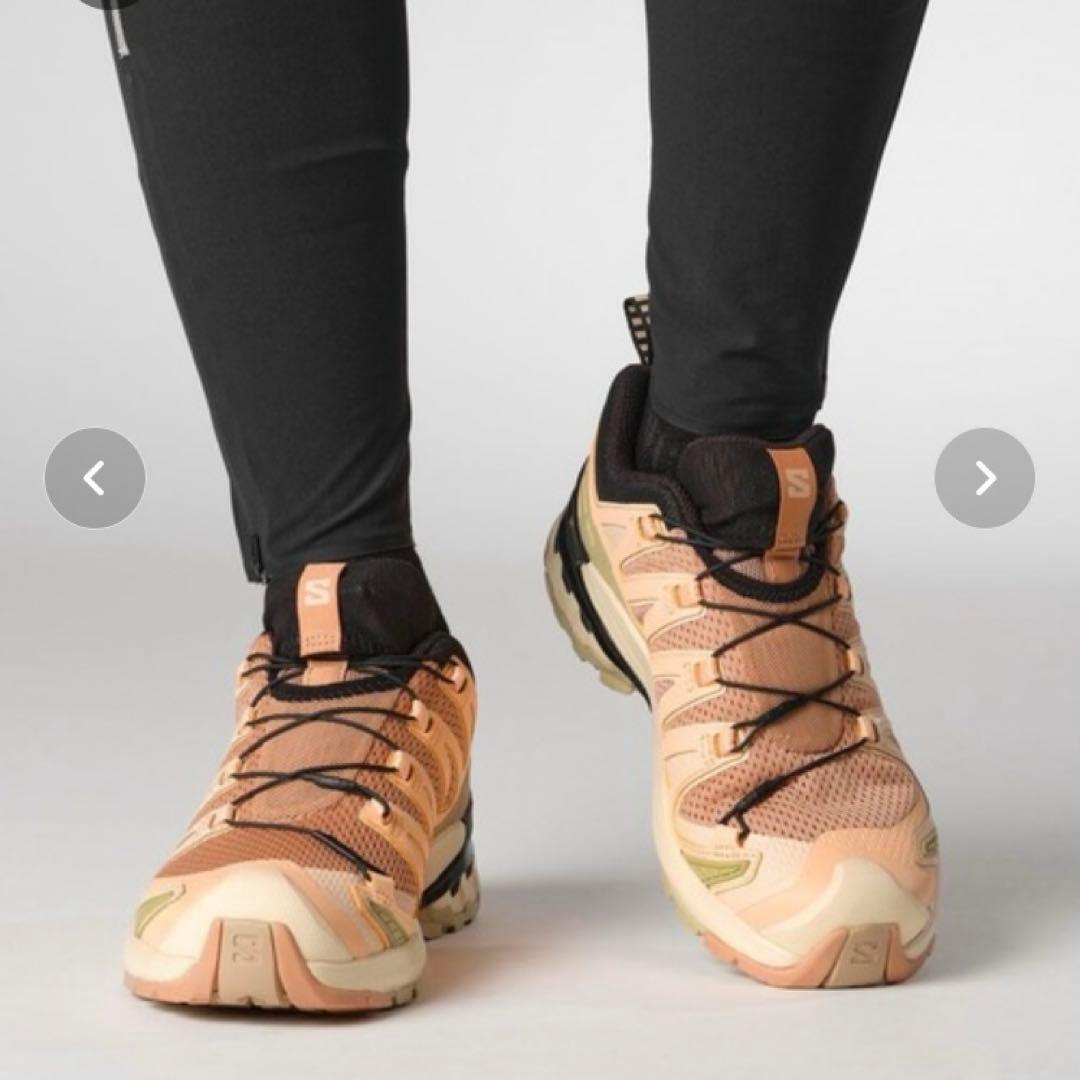 【美品】Salomon スニーカー