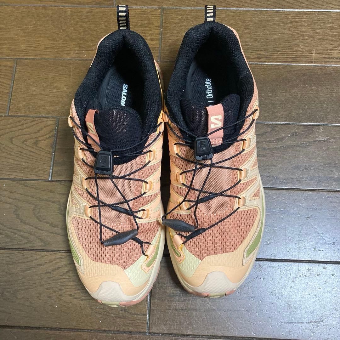 【美品】Salomon スニーカー