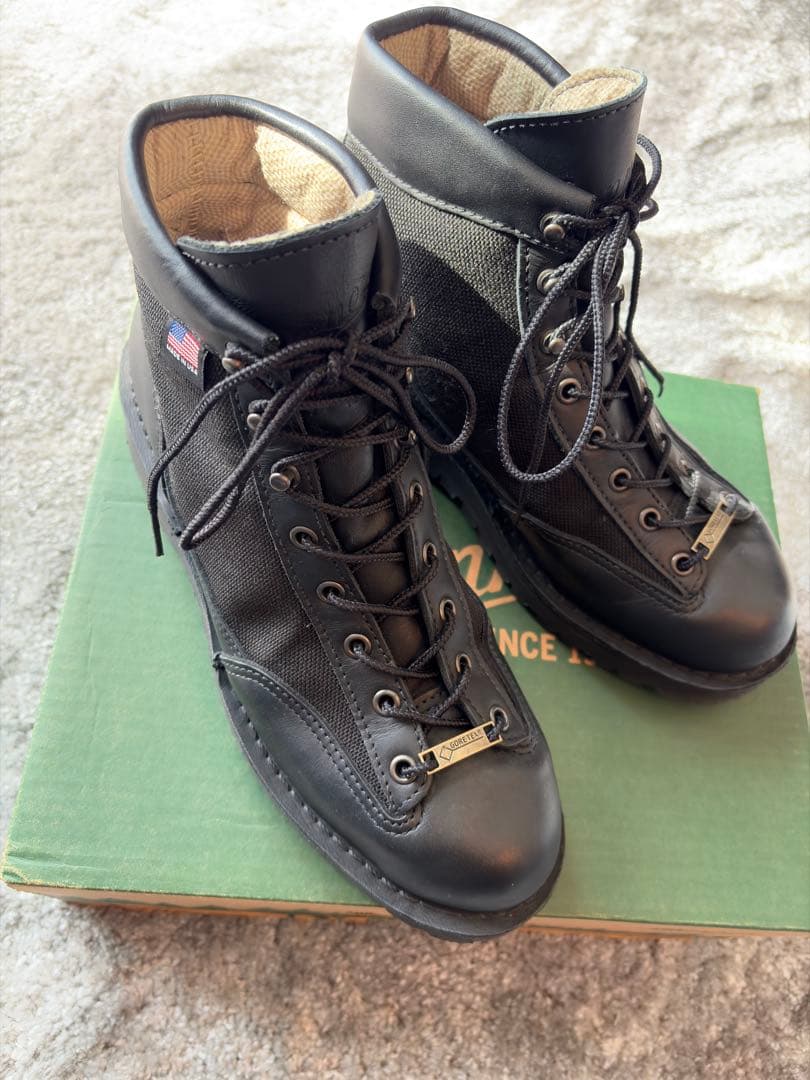 ふぐ　　DANNER LT3 US8 26cm ブラック　黒　33221