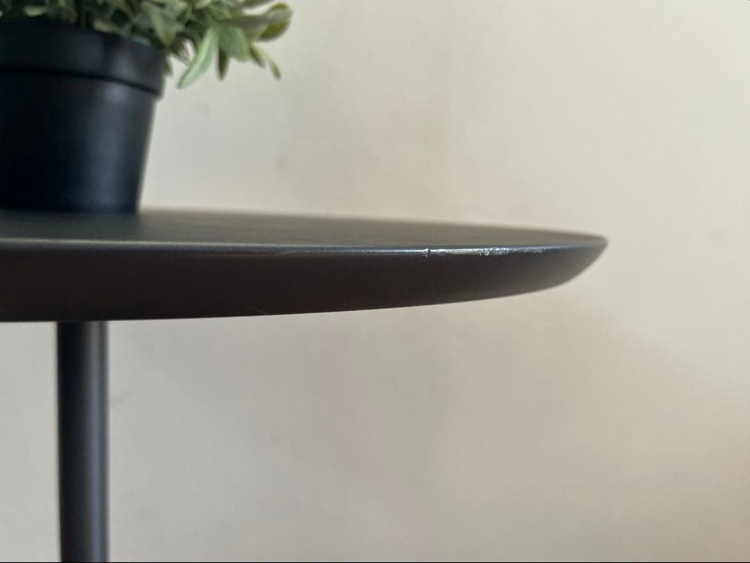 arper アルペール　DIZZIE サイドテーブル　10.6万　イタリア