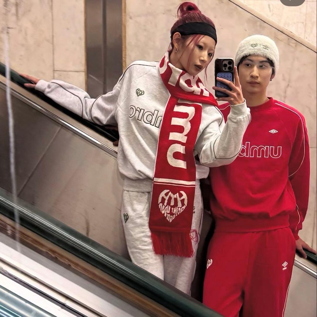 UMBRO×HTH soccer muffler サッカーマフラー レッド