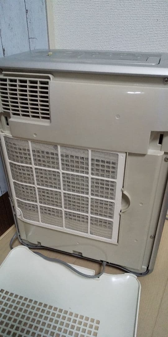 16畳対応➰安心の日本製♥️シャープ冷房機能付き衣類乾燥除湿機✨