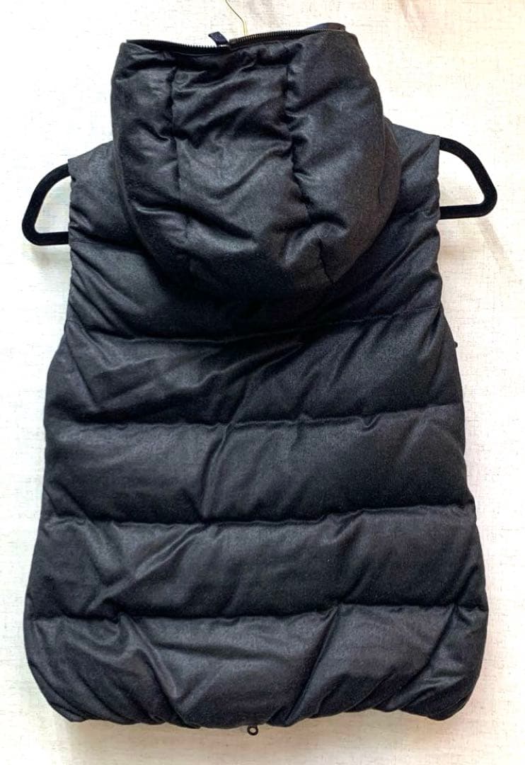 DUVETICA FEBEDUE フード付き ダウンベスト サイズ38