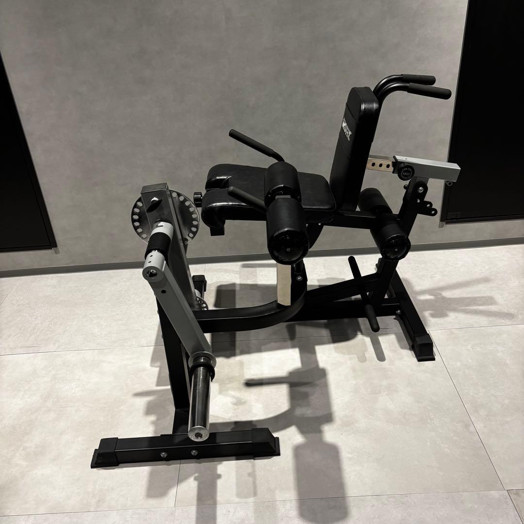アイロテック　レッグエクステンション&カールベンチ