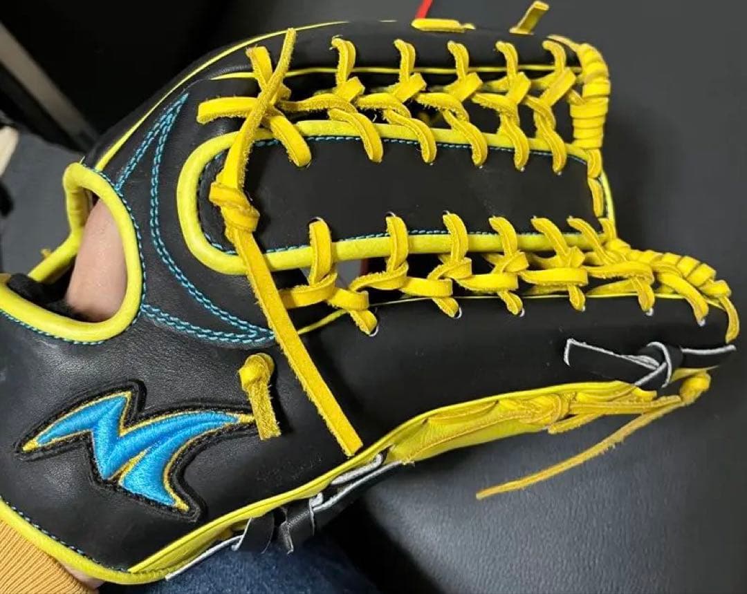 軟式野球　外野手用グローブ　オーダーグローブ