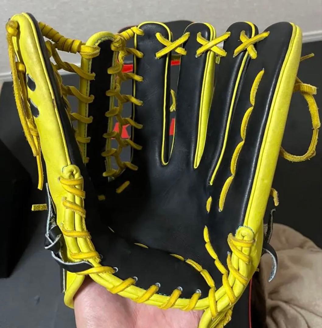 軟式野球　外野手用グローブ　オーダーグローブ