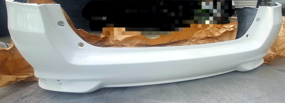 カローラフィールダー リアバンパーカバー 中古 160系