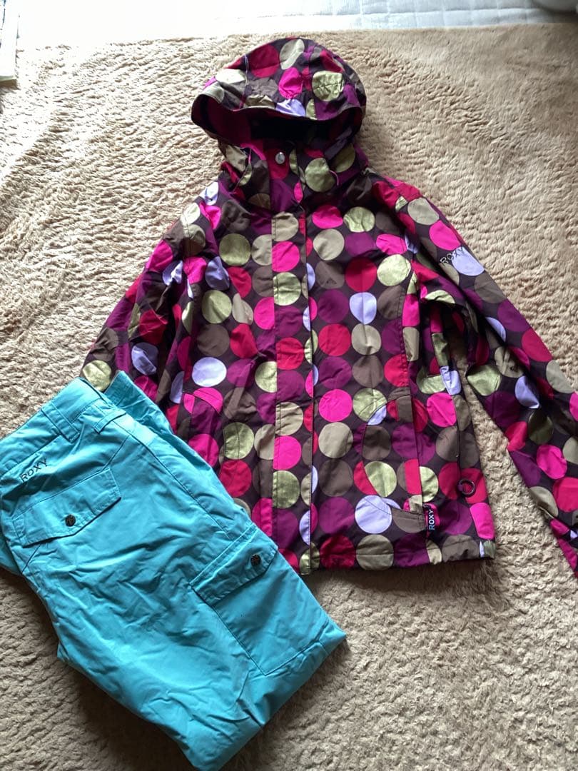 ROXYロキシーレディースＳスノボウェアスキーウェア