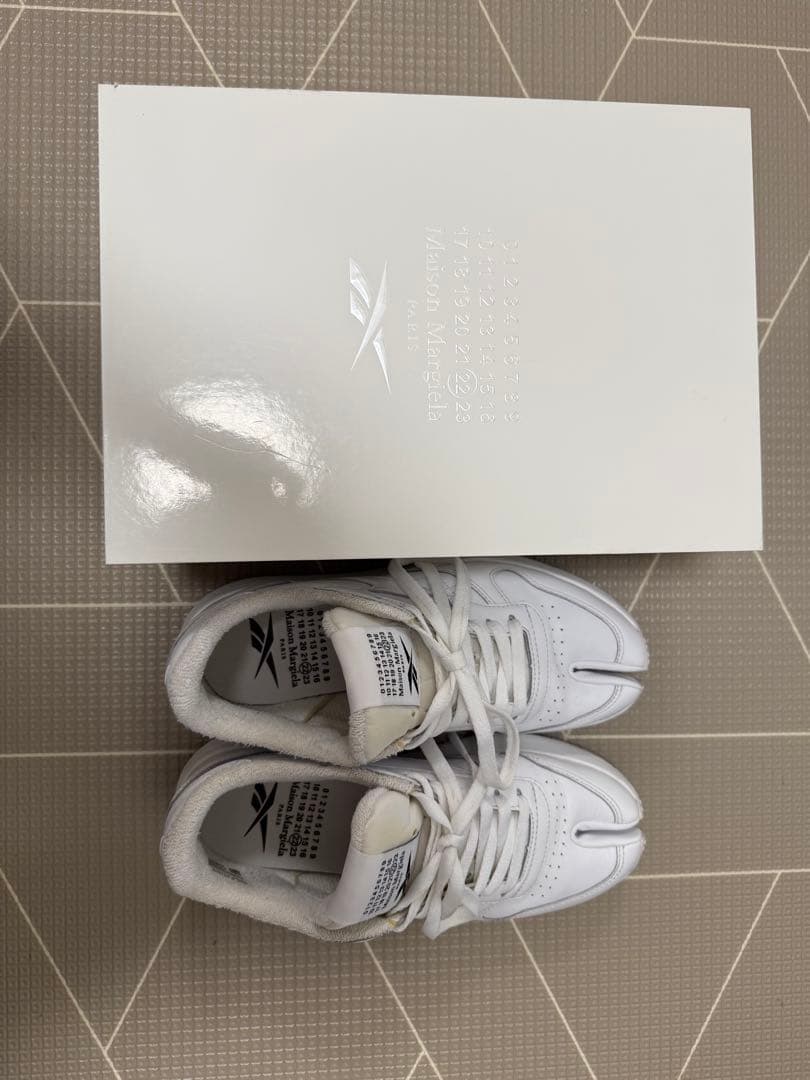 Margiela x Reebok タビスニーカー ホワイト