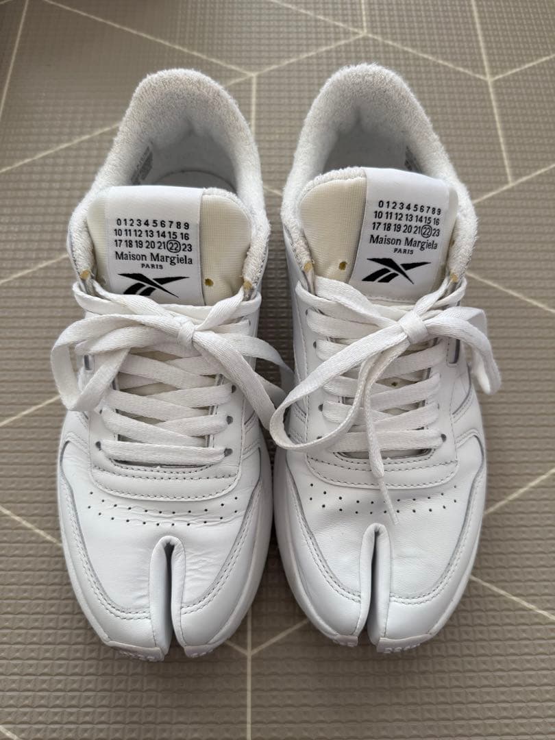 Margiela x Reebok タビスニーカー ホワイト