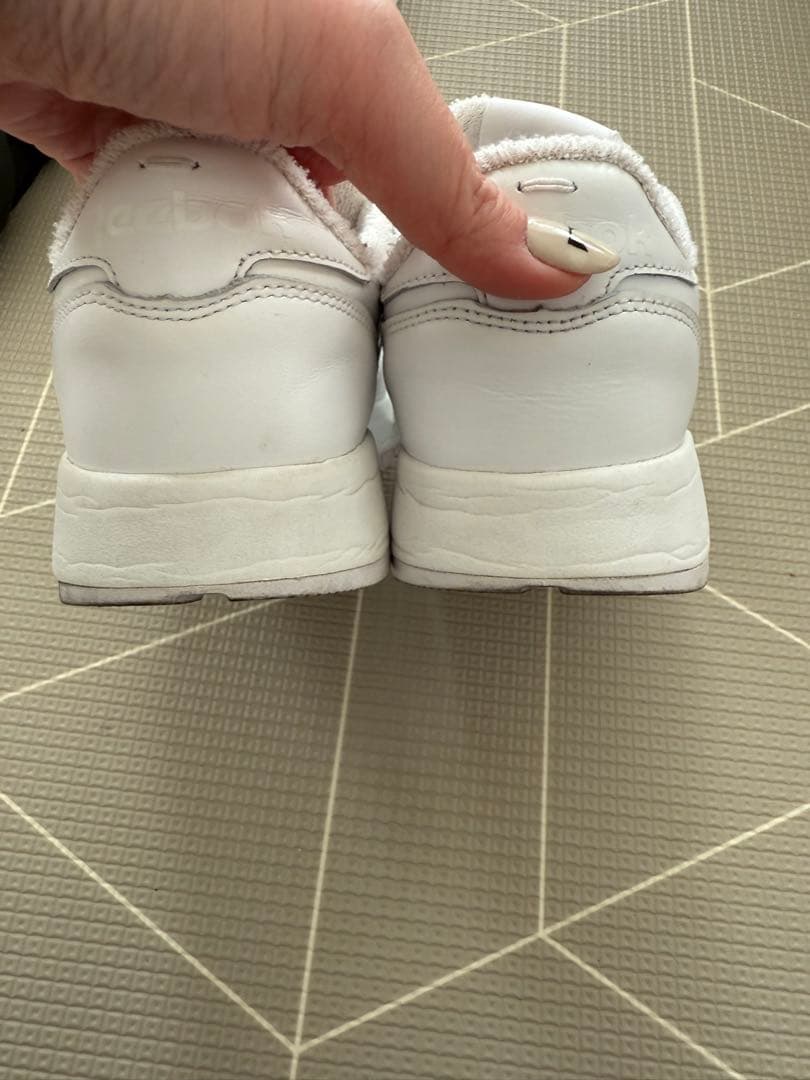 Margiela x Reebok タビスニーカー ホワイト