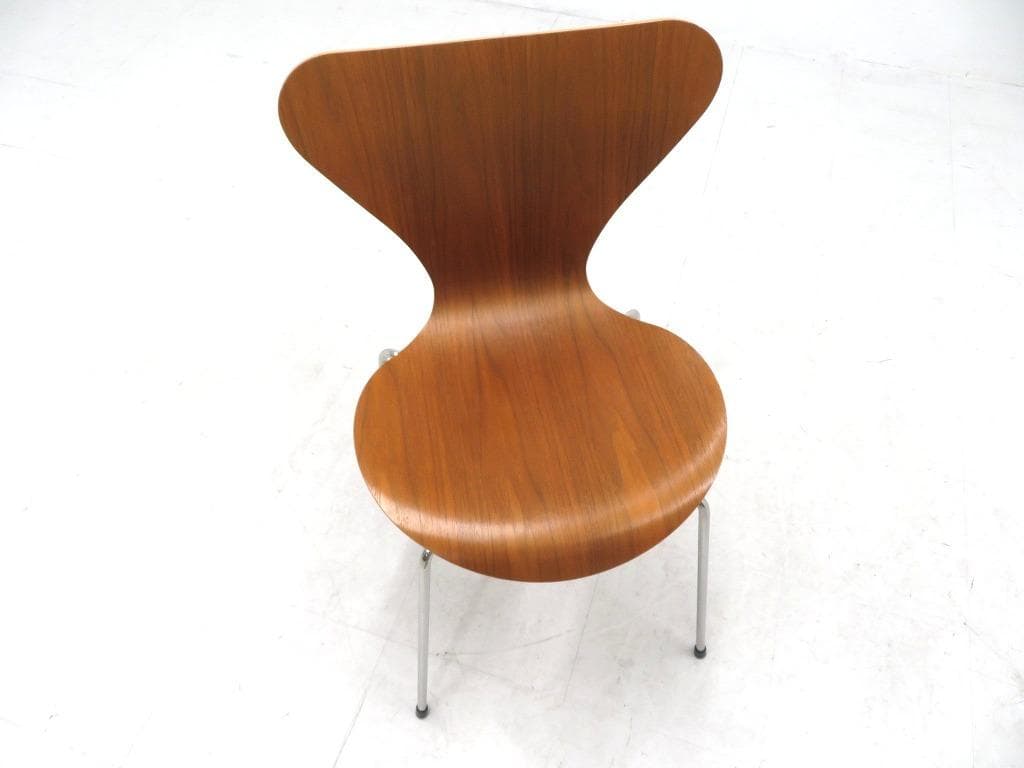 展示品　フリッツハンセン　セブンチェア　ウォールナット　ダイニングチェア　モダン