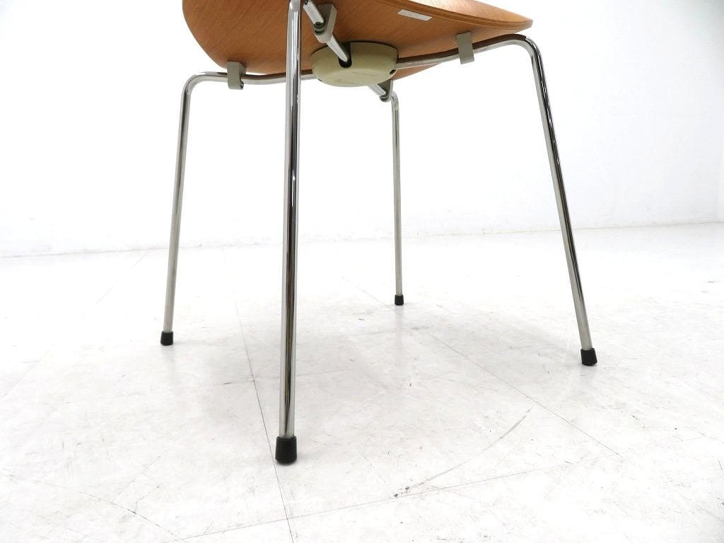 展示品　フリッツハンセン　セブンチェア　ウォールナット　ダイニングチェア　モダン