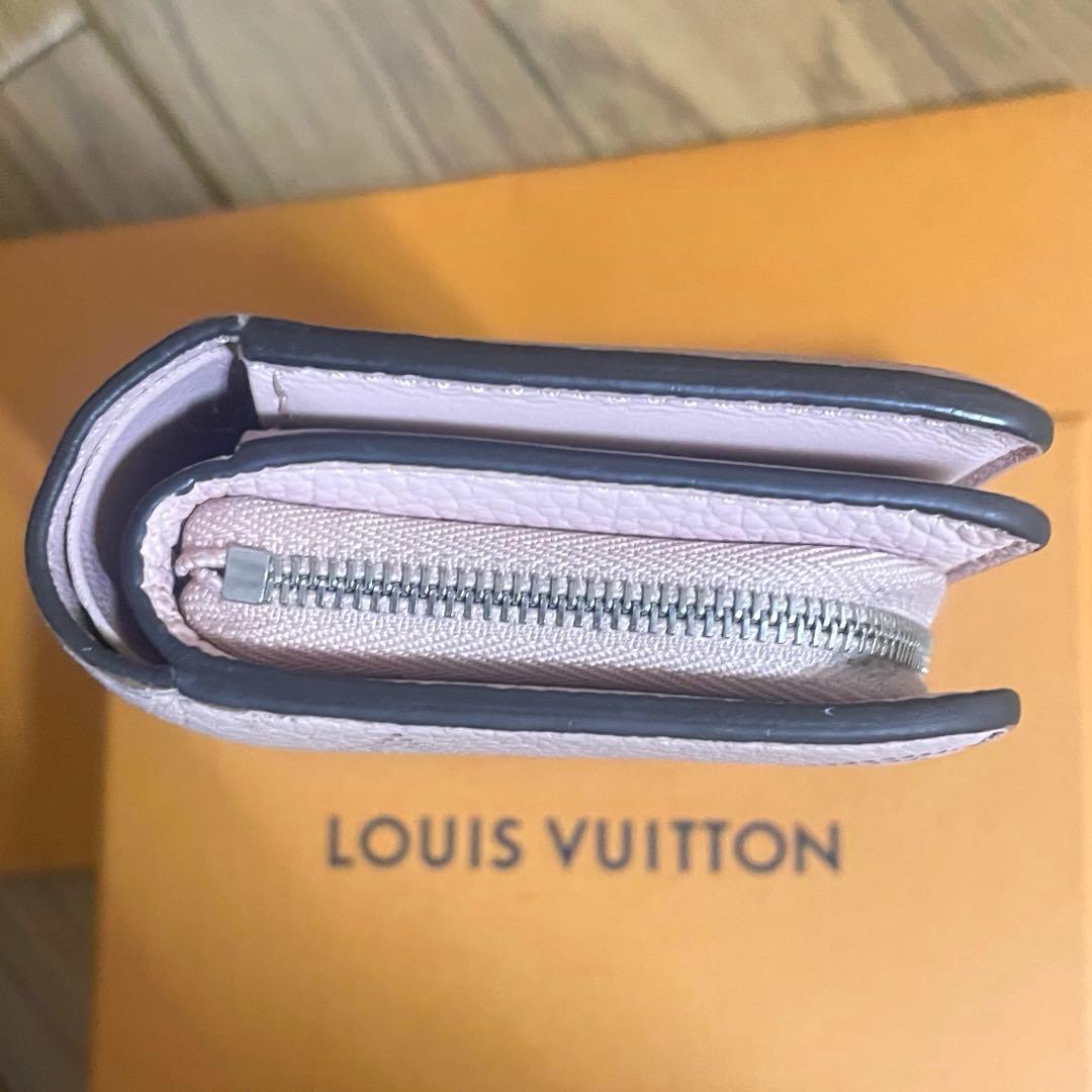 LOUIS VUITTON ポルトフォイユクレア マヒナ