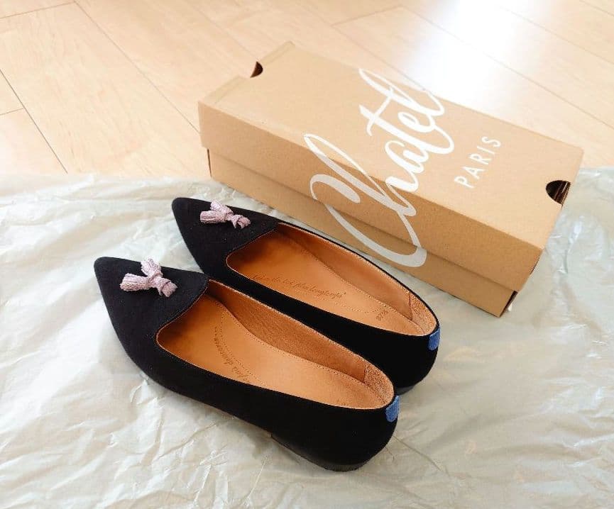 Chatelles 黒 ポインテッドトゥ シューズ