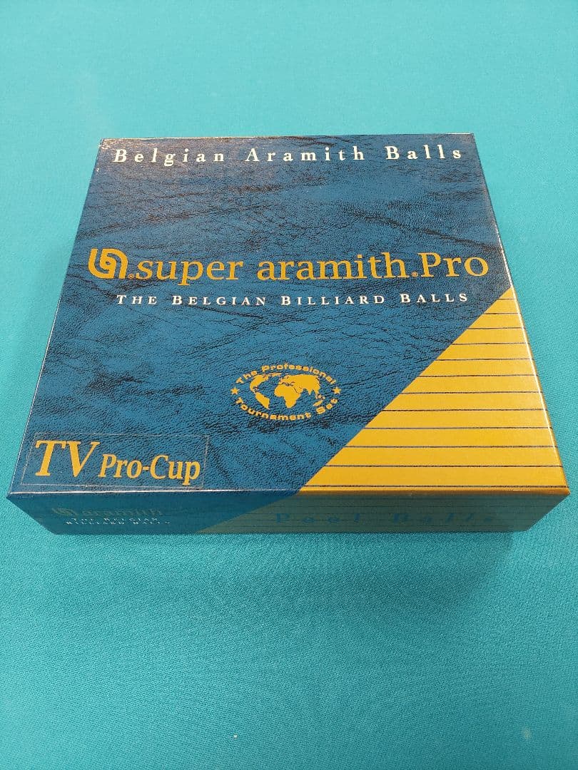 中古品　スーパーアラミスプロ　TVpro-cup　ビリヤードボール