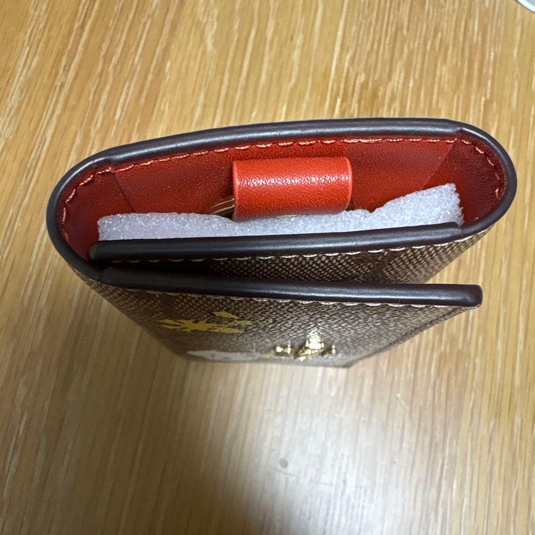 新品未使用　コーチ5連キーケース スヌーピー柄ブラウン