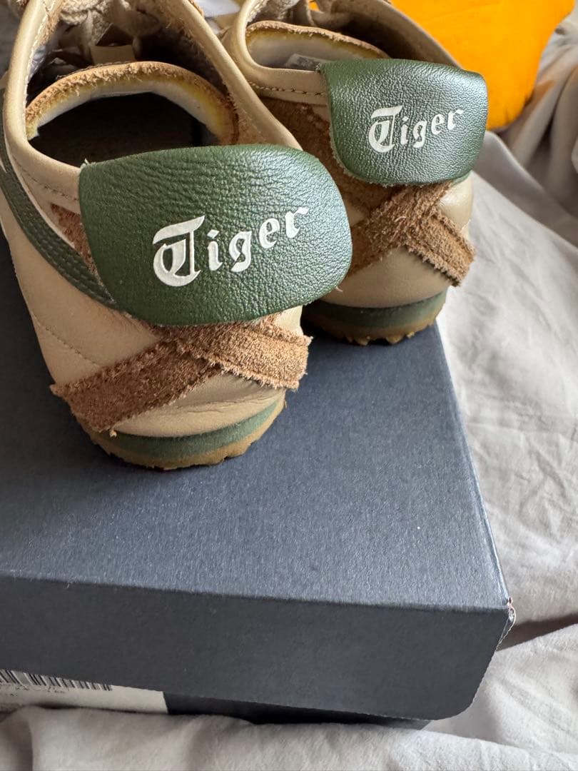 Onitsuka Tiger Mexico 66 ベージュ グリーン