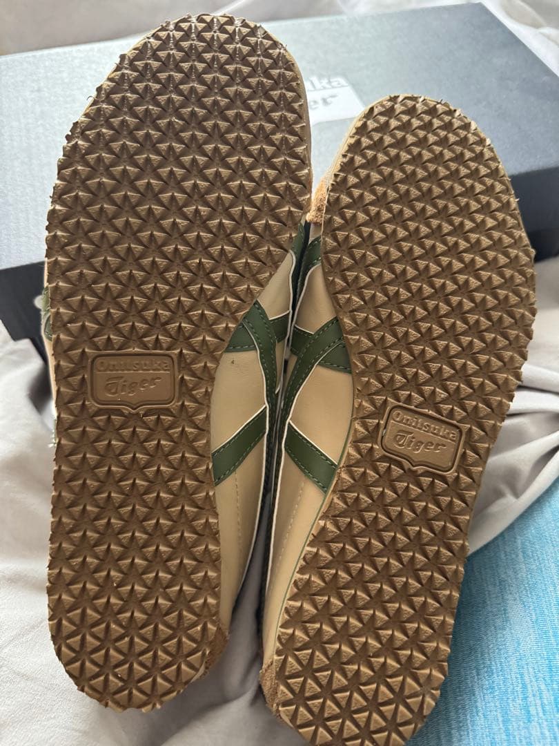 Onitsuka Tiger Mexico 66 ベージュ グリーン