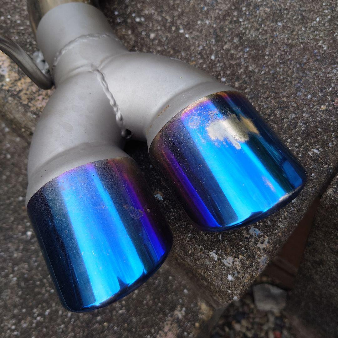 Blue Suns　 320i 社外マフラー E90